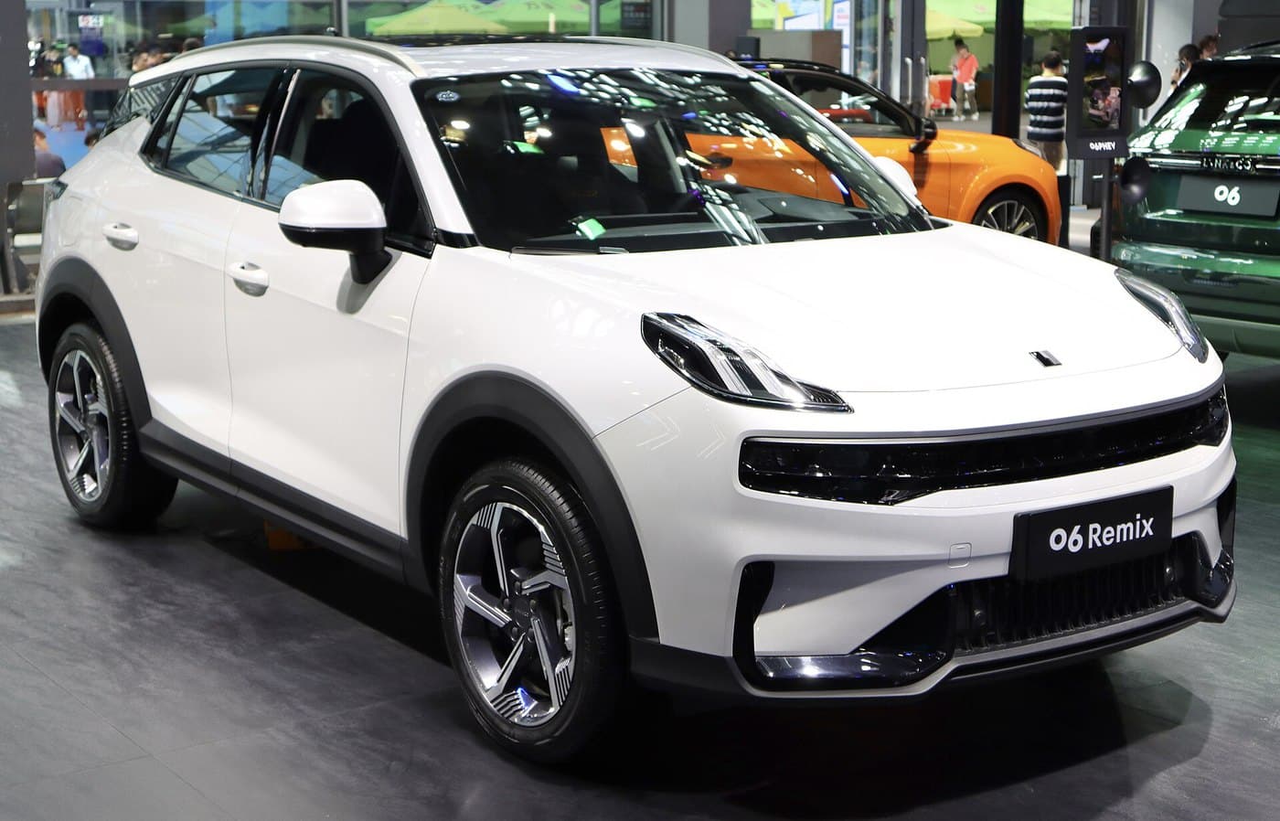 Lynk & Co 06