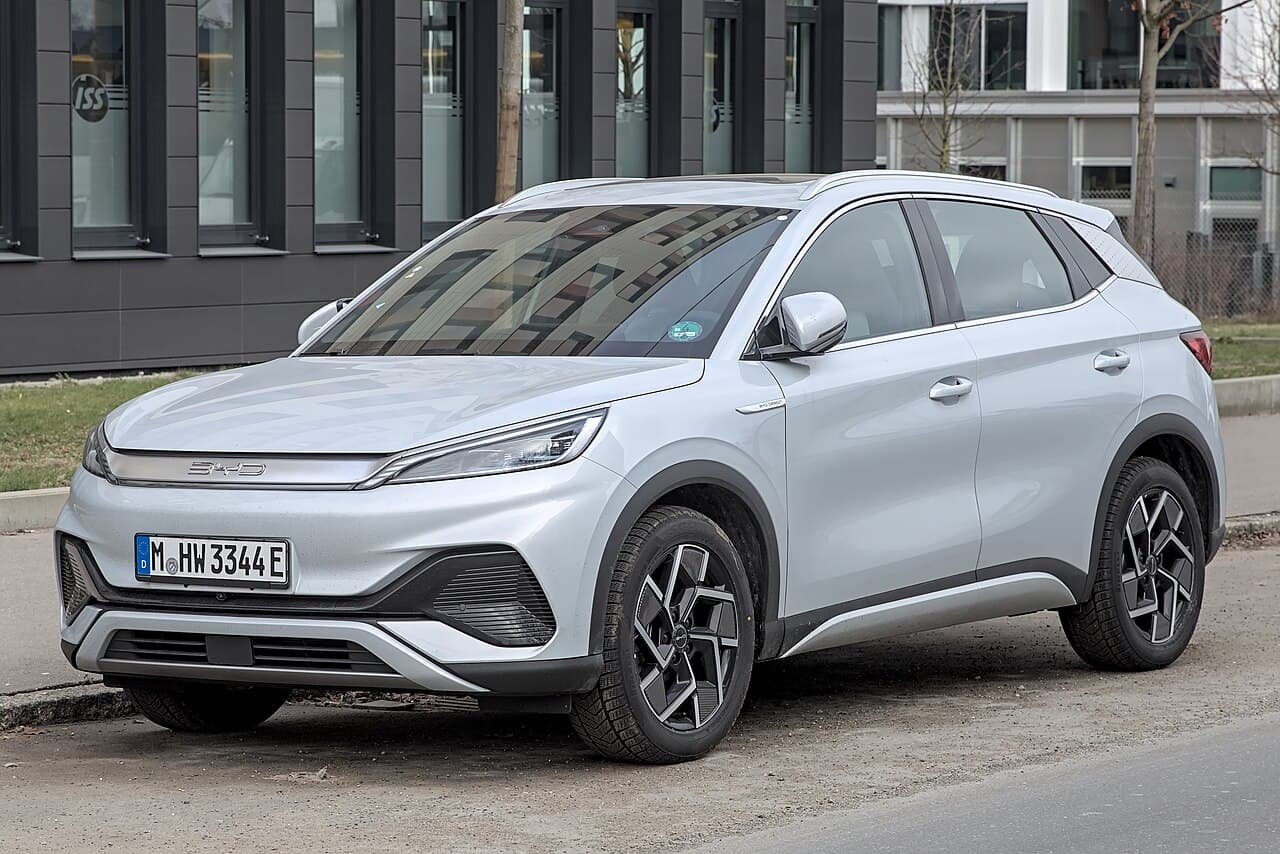 BYD encabezó a las marcas chinas en abril y ya es la importadora que más patenta